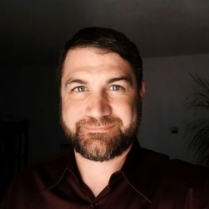 Meet your Posher, Nic